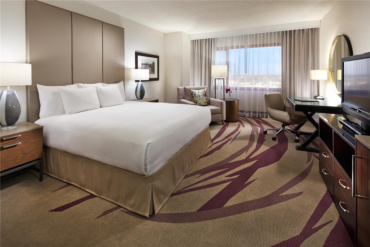 Guest room