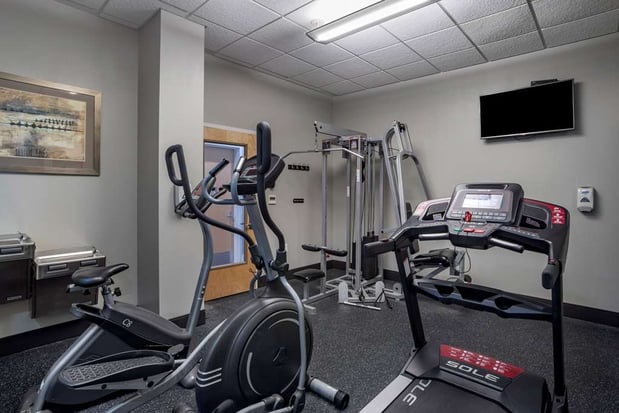 Images Best Western Plus Philadelphia Airport South at Widener University