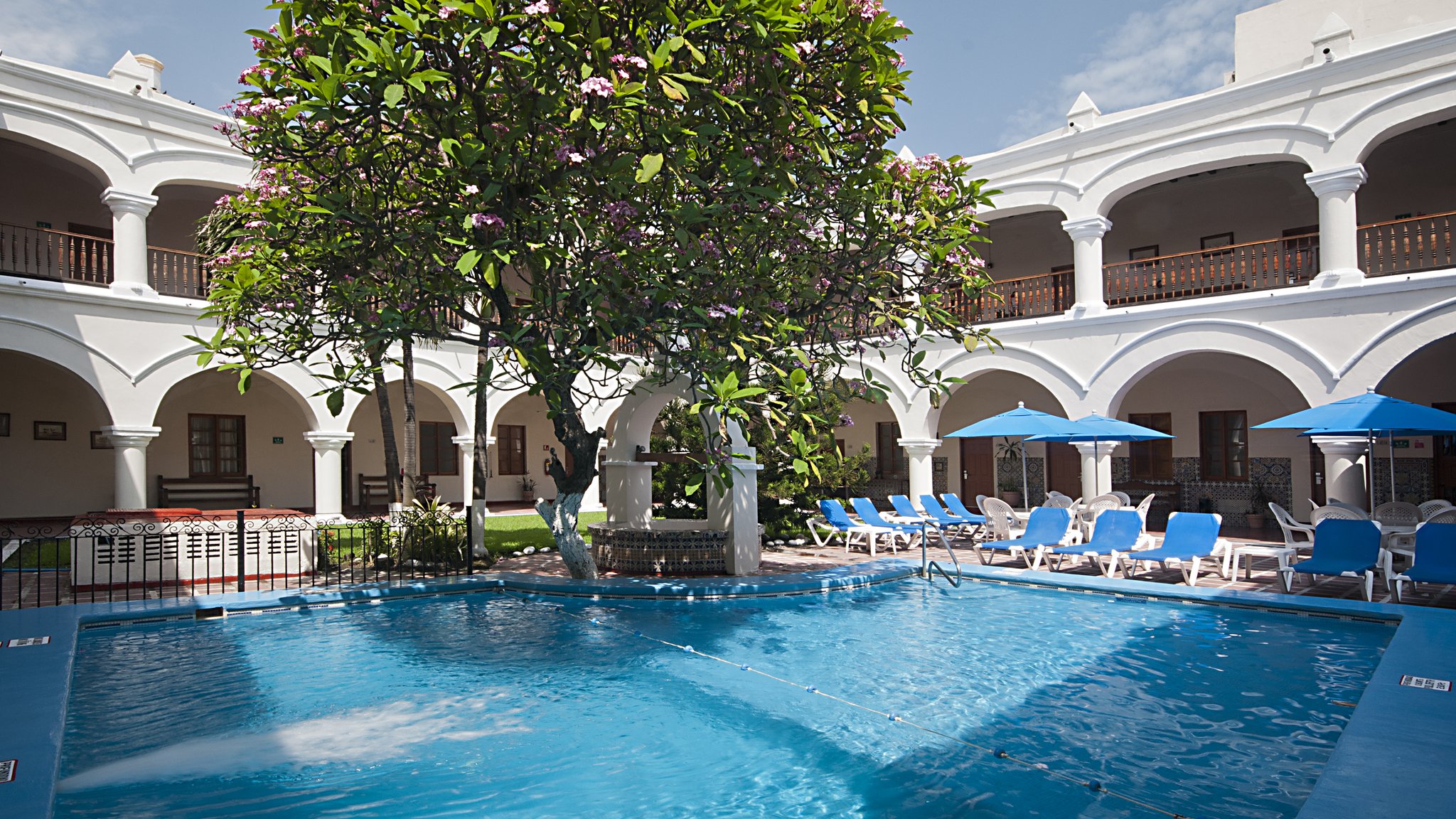 Images Holiday Inn Express Veracruz Centro Historico by IHG