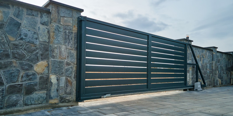 IF YOU NEED NEW GATES FOR YOUR FENCE, SIMPLY GIVE OUR TEAM A CALL TO GET THE HIGH-QUALITY RESULTS YOU DESERVE.
