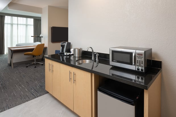 Images Holiday Inn Express Miami Airport-Blue Lagoon Area by IHG