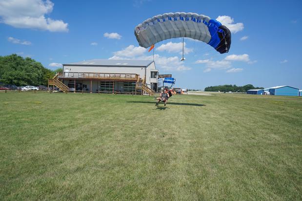 Images Skydive Midwest Skydiving Center