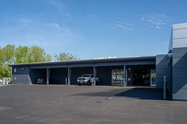 Images Lia Nissan of Saratoga