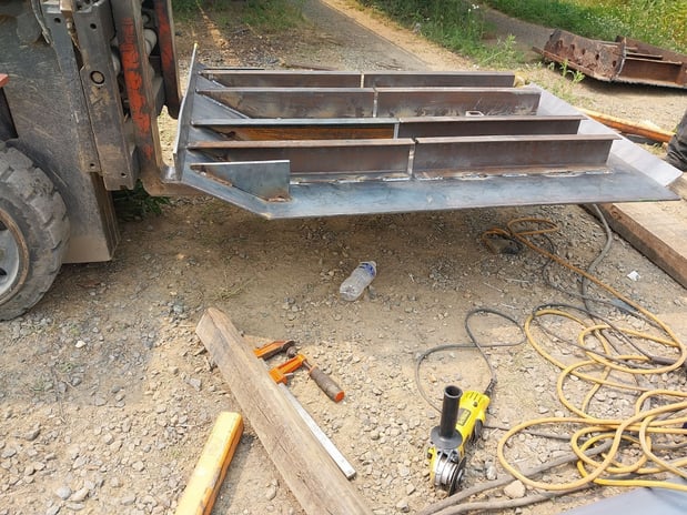 Images L.E. Mills Welding & Commercial Truck Repair