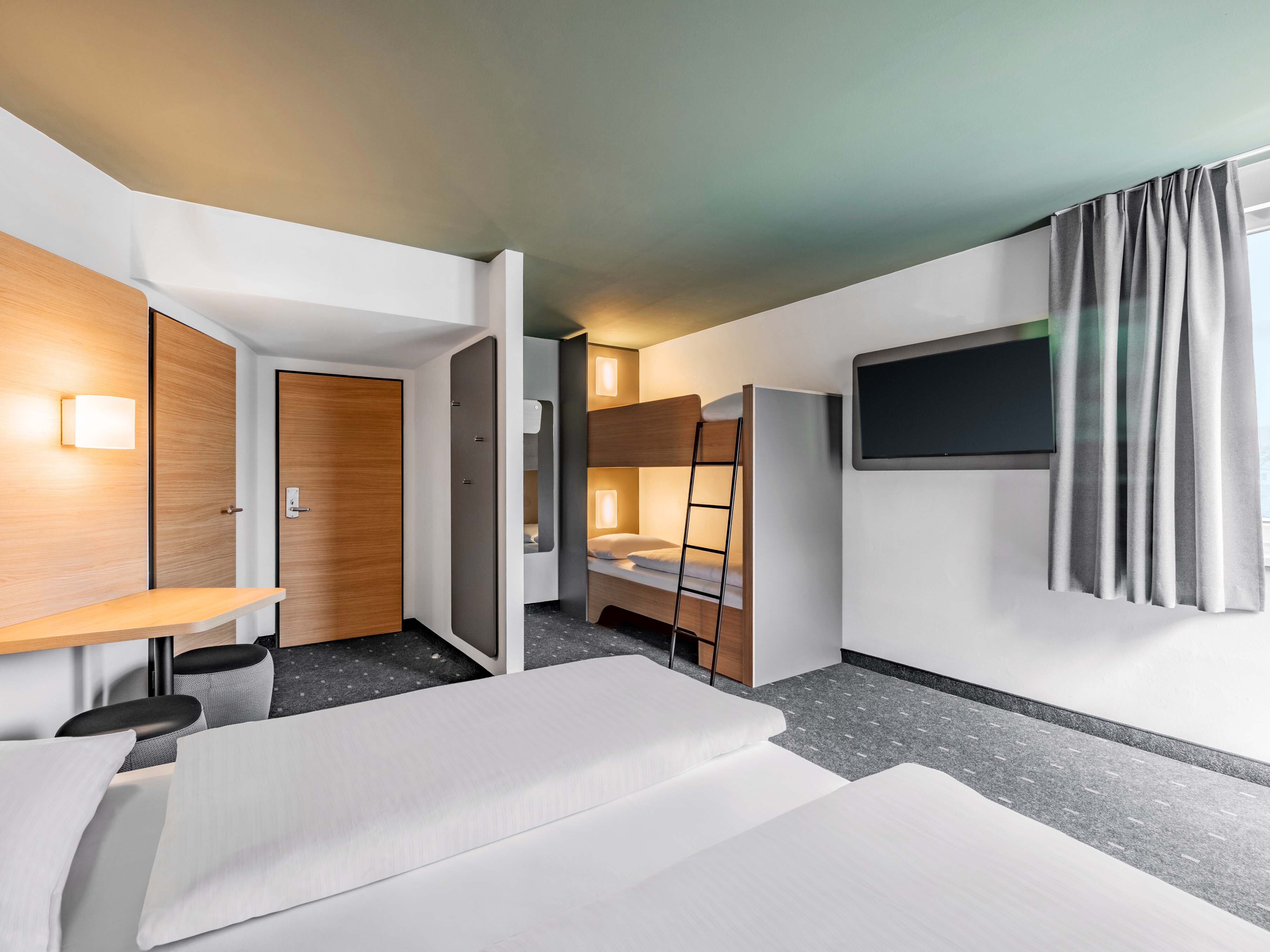 B&B HOTEL Nürnberg-City, Frauentorgraben 37 in Nürnberg