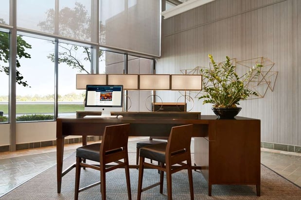 Images Hilton Chicago/Oak Brook Suites