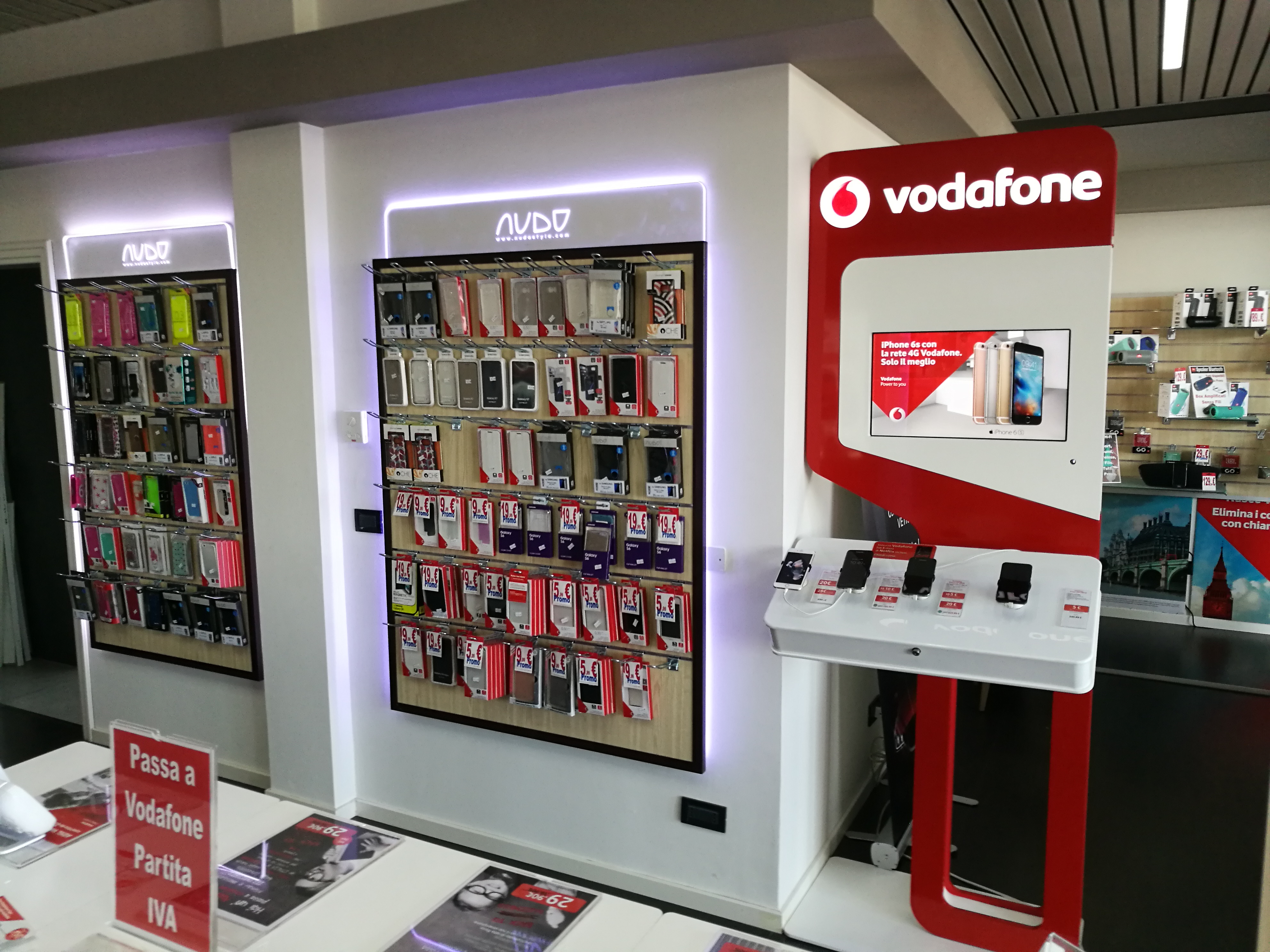 Images Vodafone Multiservizi | Nole