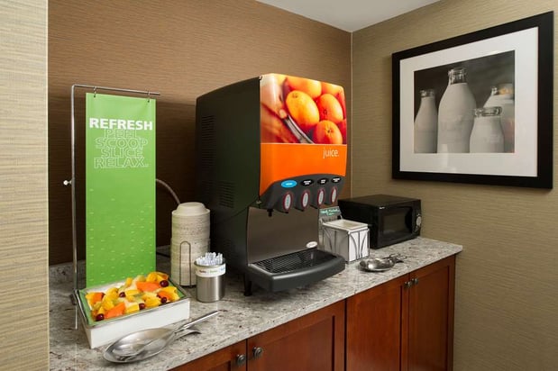 Images Hampton Inn & Suites Syracuse/Carrier Circle