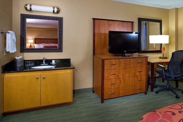 Images Embassy Suites by Hilton Kansas City International Airport