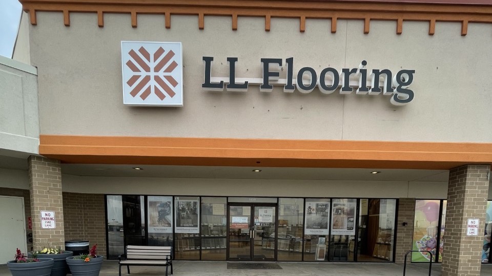 LL Flooring #1192 Marion | 1418 Twixt Town Road | Storefront