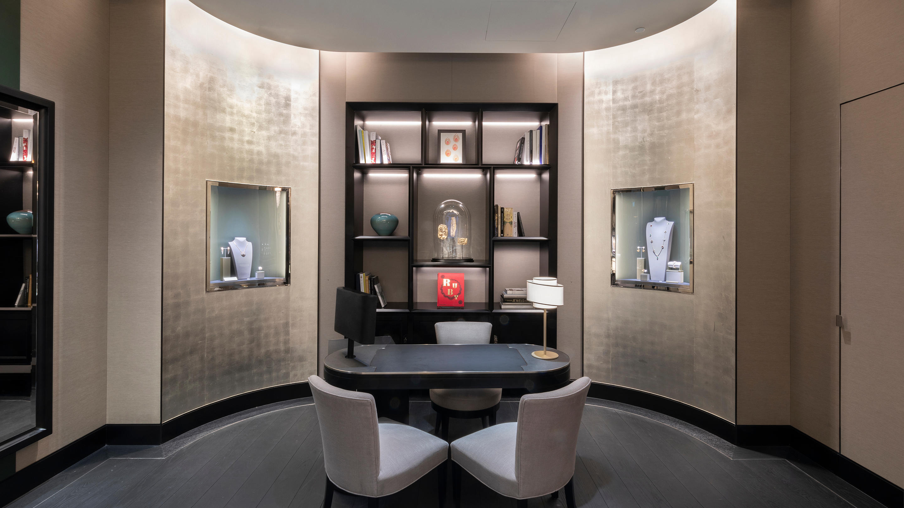 Van Cleef & Arpels (Singapore Marina Bay Sands) Gendi