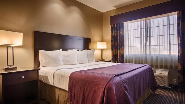 Images Best Western Giddings Inn & Suites