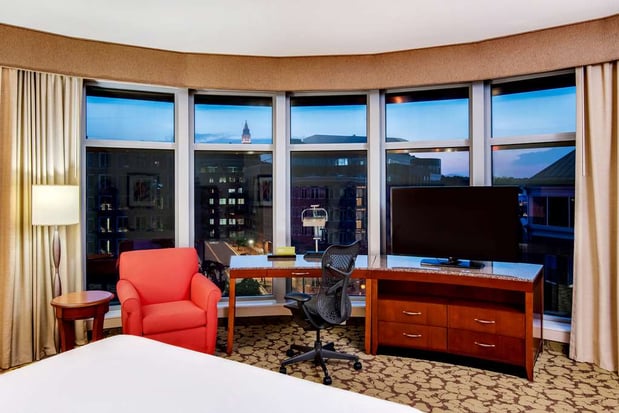 Images Hilton Garden Inn Alexandria Old Town National Harbor