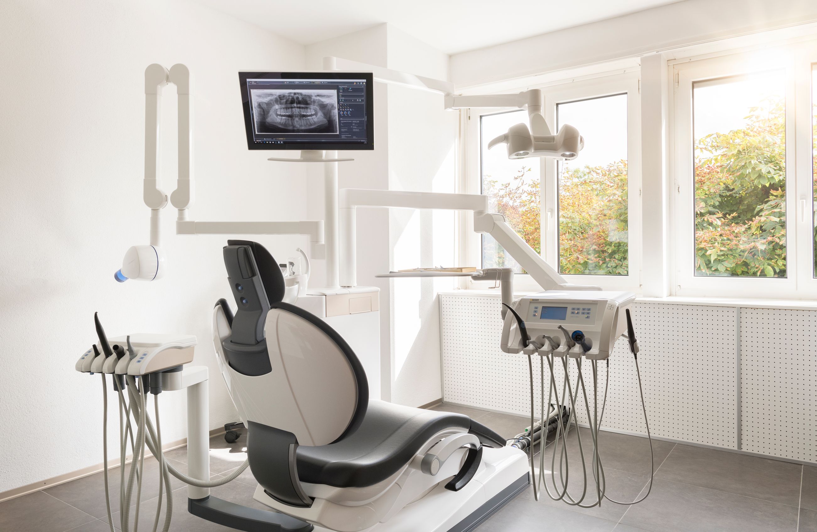 Bilder Zahnarztpraxis Bellevue AG