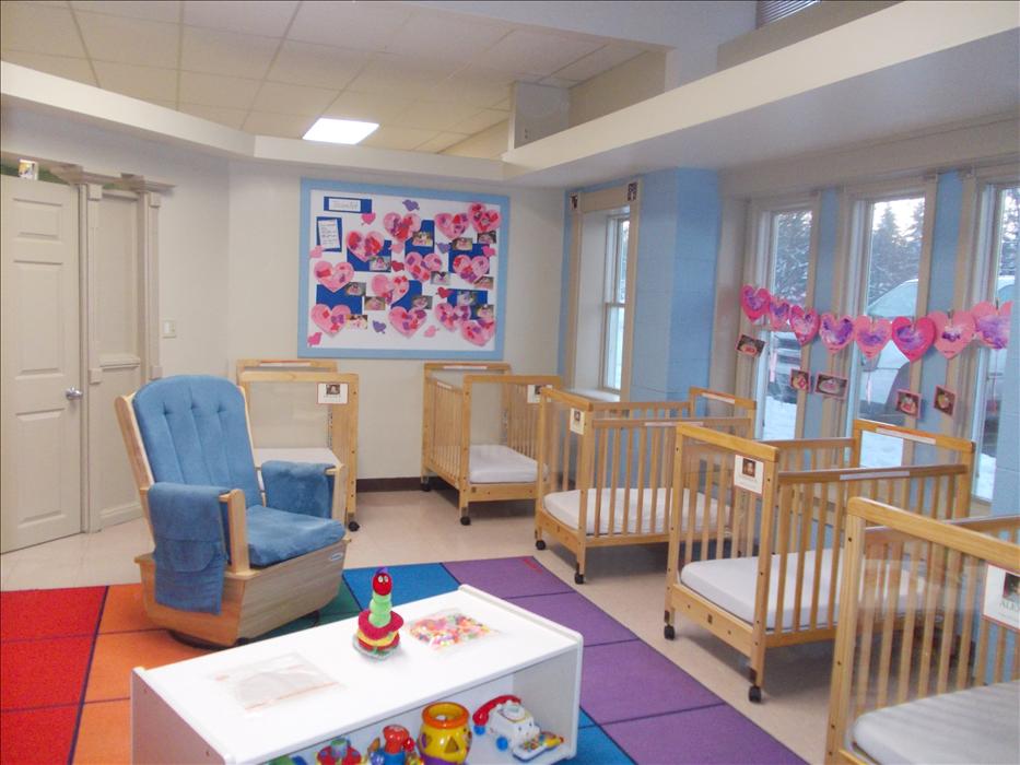 Infant Room North Troy KinderCare Troy (248)828-0630