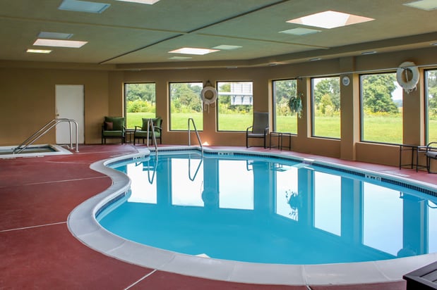 Images Holiday Inn Express Lewisburg/New Columbia by IHG
