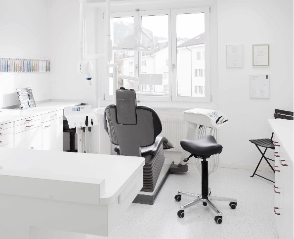 Zahnarzt Praxis Hablützel, Könizstrasse 251 in Liebefeld