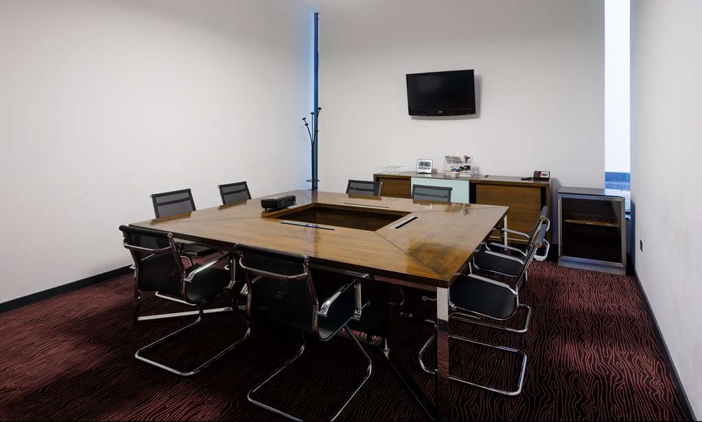 Angus Meeting Room