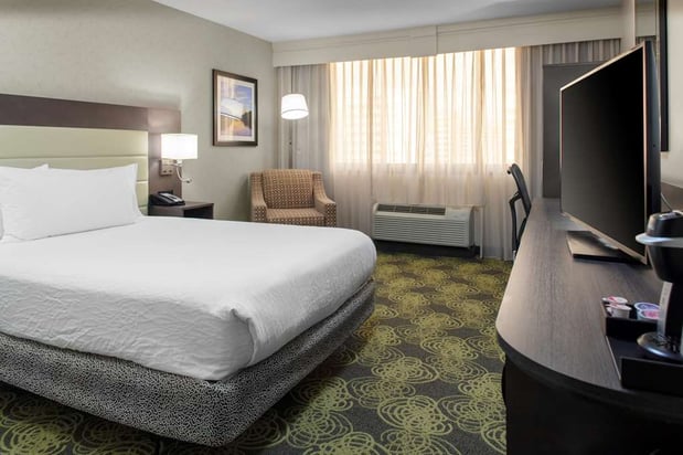 Images Hilton Garden Inn Reagan National Airport