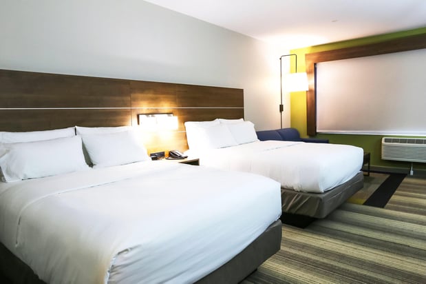 Images Holiday Inn Express & Suites Houston IAH - Beltway 8 by IHG