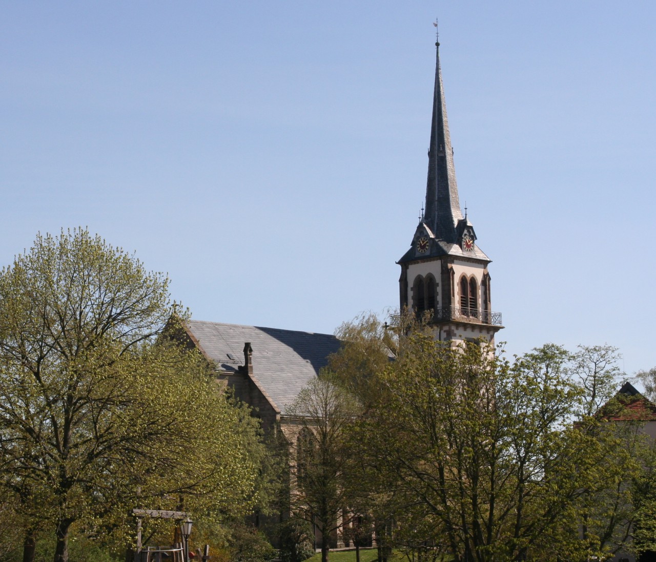 Peter und Paulskirche - Evangelische Kirchengemeinde Pfedelbach, Kirchgasse 8 in Pfedelbach