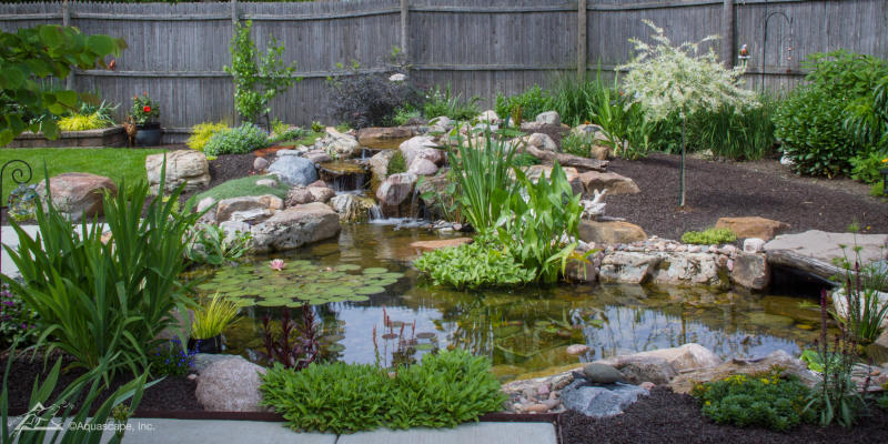 WATER FEATURES ADD LUXURY AND SERENITY TO YOUR SPACE.