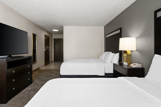 Images Holiday Inn & Suites Albuquerque Airport by IHG