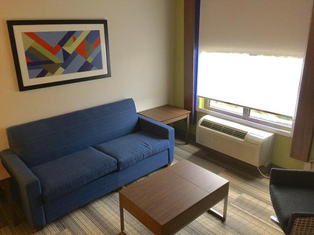 Images Holiday Inn Express & Suites Houston - Memorial Park Area by IHG