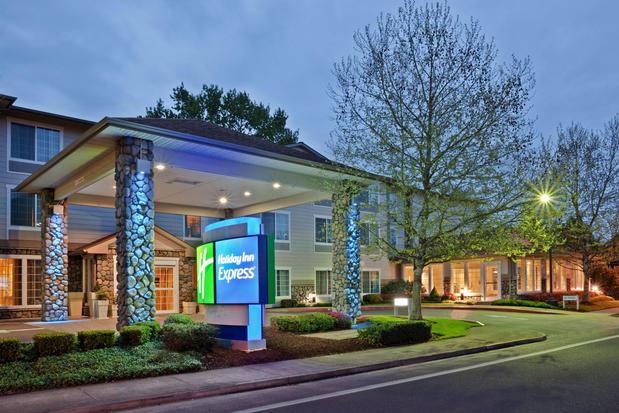 Images Holiday Inn Express Corvallis-on the River by IHG