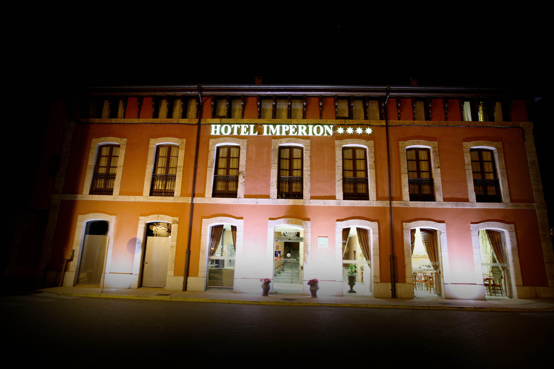 Images Hotel Imperión ****