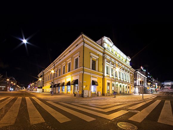 Images Åbo Svenska Teater