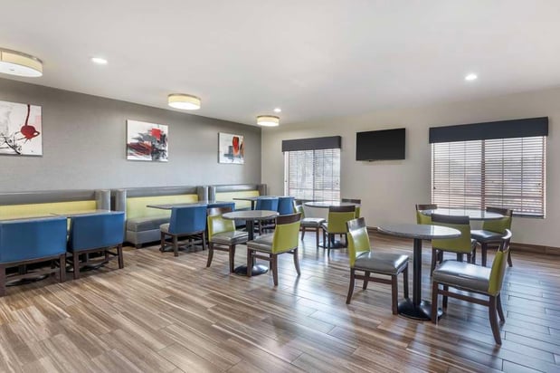 Images Best Western Plus Mansfield Inn & Suites