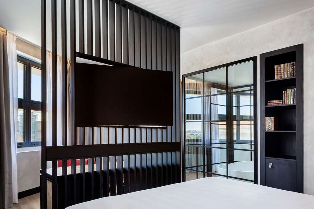 Images Radisson RED Madrid
