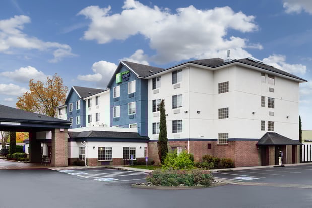 Images Holiday Inn Express & Suites Portland-Jantzen Beach by IHG