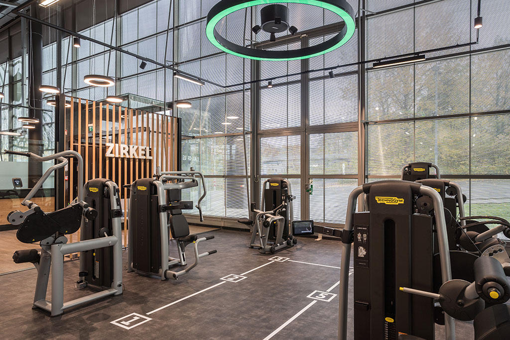 Bild 9 FitX Fitnessstudio in Iserlohn
