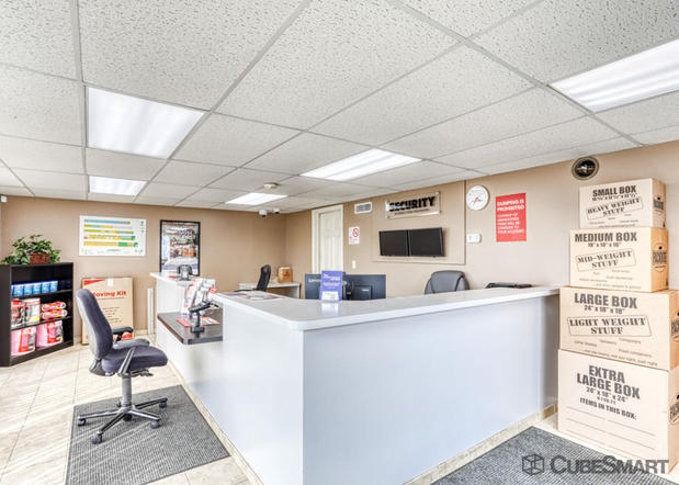 Images CubeSmart Self Storage