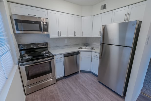 Images Caln East Apartments