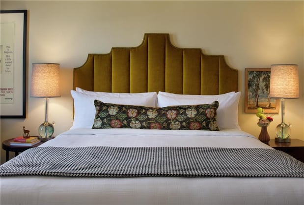 Images Graduate by Hilton Berkeley