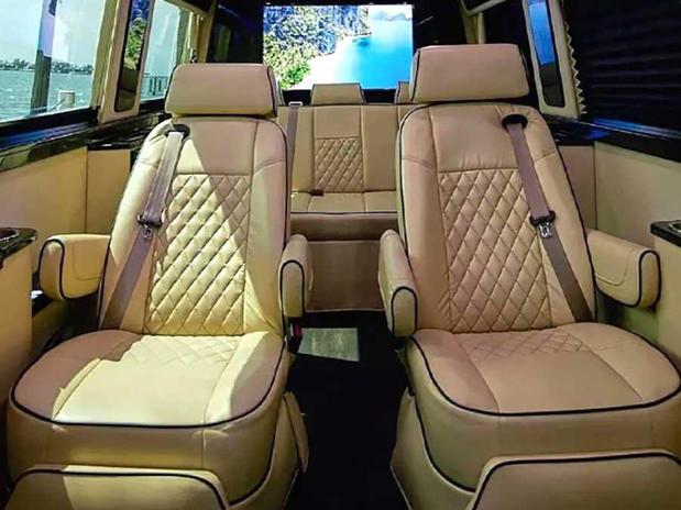 Images Elite Luxury Transportation Miami