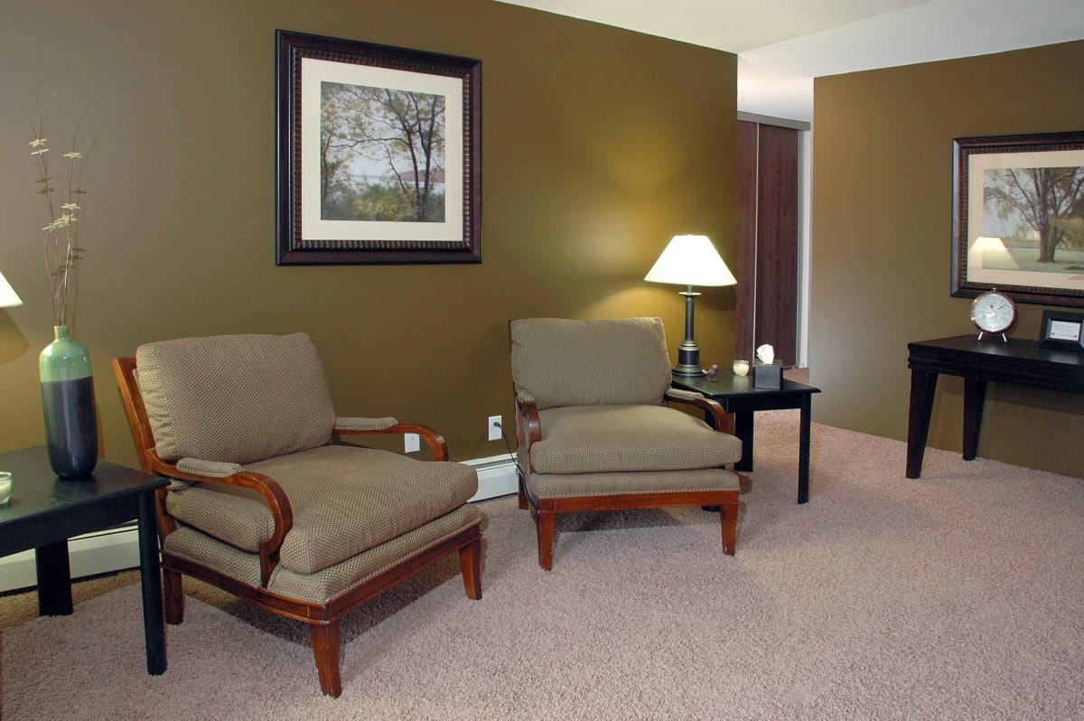 Living Room Robinwood Coon Rapids (763)284-8817