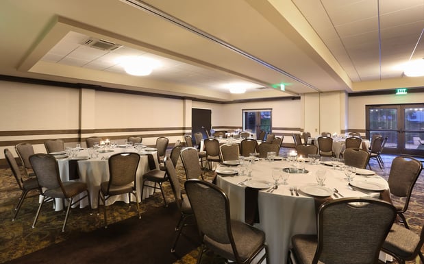 Images Holiday Inn Nashville-Vanderbilt (Dwtn) by IHG
