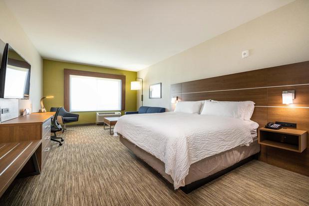 Images Holiday Inn Express & Suites San Jose – Silicon Valley by IHG