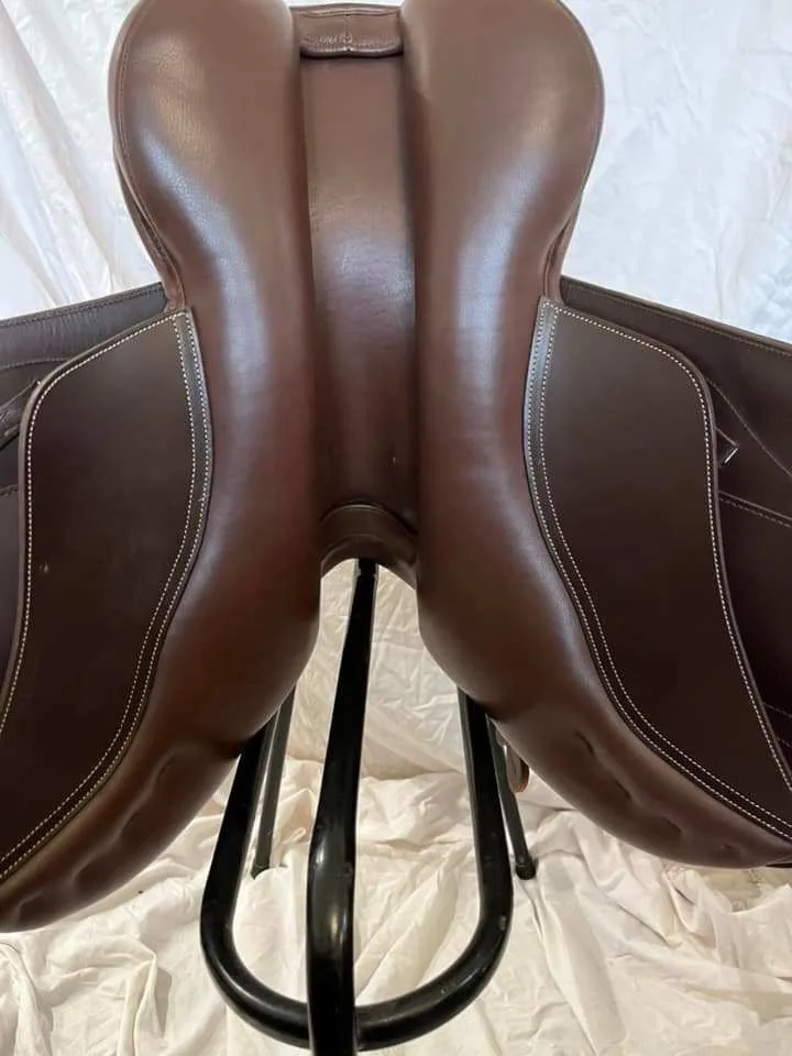 Images Mayfield Saddlery