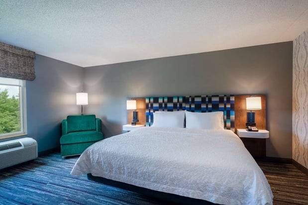 Images Hampton Inn & Suites Herndon-Reston