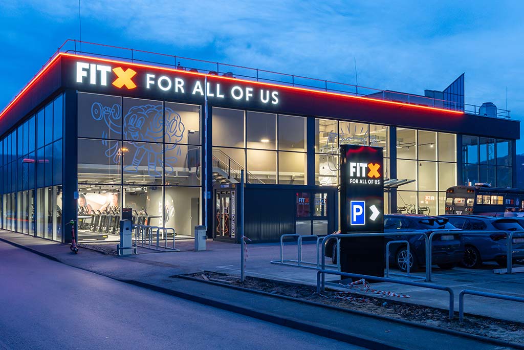 FitX Fitnessstudio, Steinbecker Meile 1 in Wuppertal