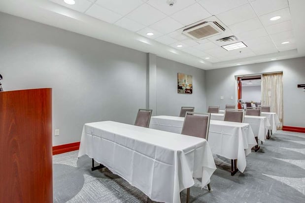 Images Hilton Garden Inn Louisville Northeast
