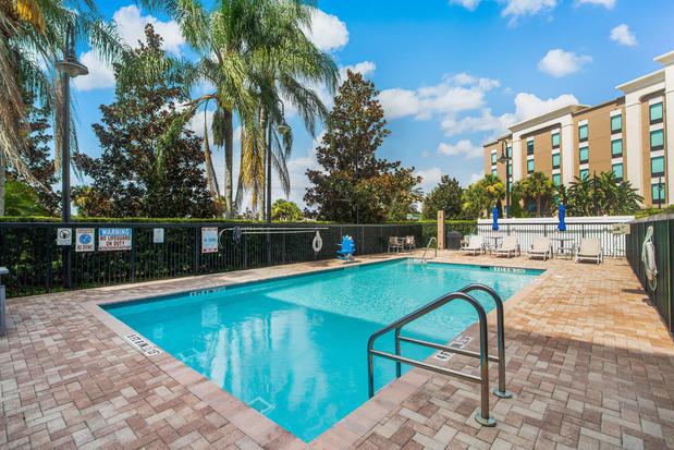 Images Holiday Inn Express & Suites Orlando - Apopka, an IHG Hotel