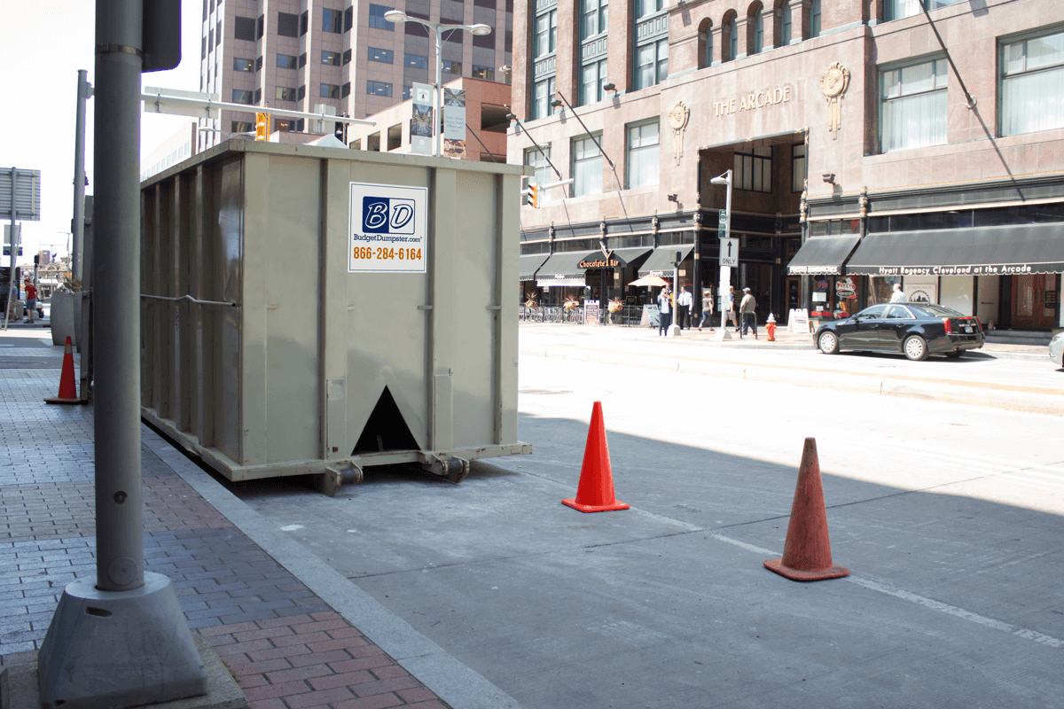 From large-scale demolition projects to tearing up slabs of concrete, the versatility of Budget Dumpster's construction dumpsters makes them perfect for many common projects.