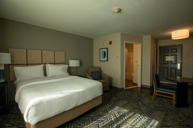 Images Candlewood Suites St. Joseph by IHG