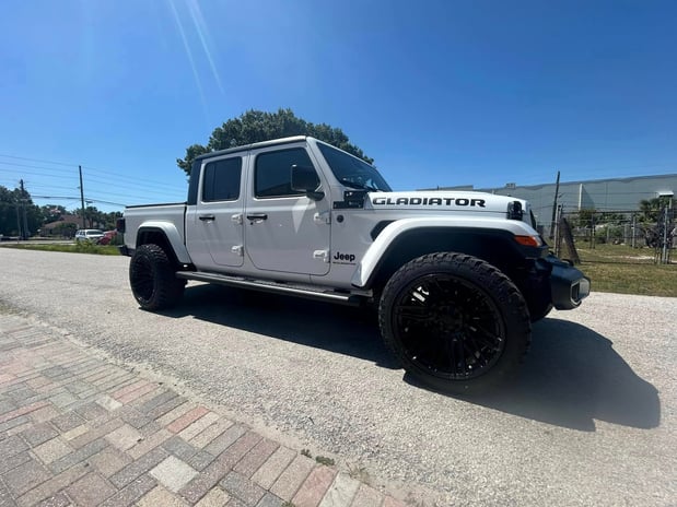Images R&B Wheels & Tires